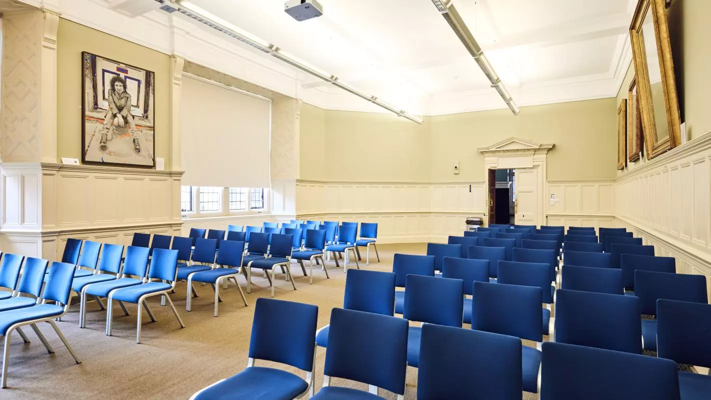 Room 9 Theatre-Style